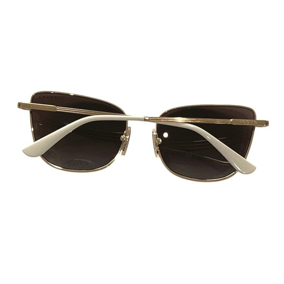 Vogue VO4308S Sunglasses in Rose Gold White